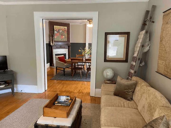Cozy 3 & 4 Bed Home 2 Blocks To Hospitals & Lambeau Green Bay Dış mekan fotoğraf